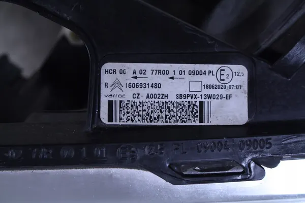 Oikea Etuvalaisin Citroen C3 II OEM 1606931480 image 4