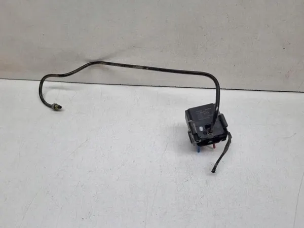BMW 7 (F01,F02) Suspension Compressor 4722555610 4.4L 2014 image 2