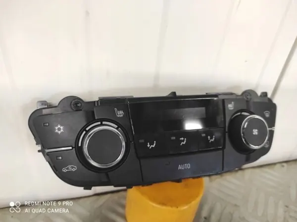 Ilmastointipaneeli Opel Insignia A 2010 OEM 13273096 image 3