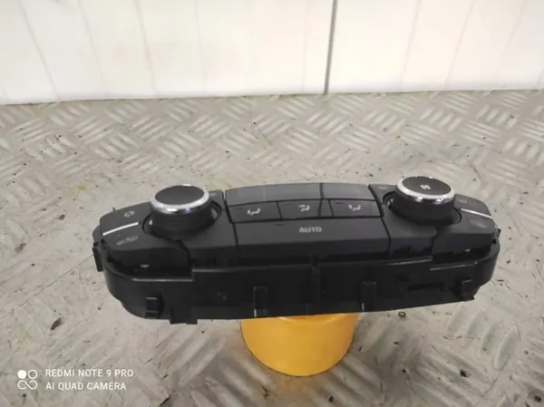 Ilmastointipaneeli Opel Insignia A 2010 OEM 13273096 image 5