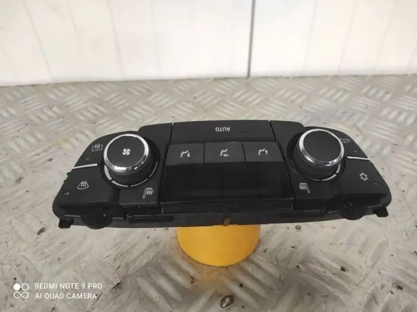 Ilmastointipaneeli Opel Insignia A 2010 OEM 13273096 image 6