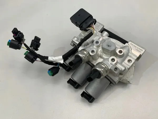 Bloco válvula suspensão Porsche 911 992 OEM 992411851 image 3