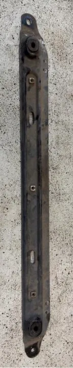Support de radiateur Citroen C4 OEM 3311044 (2004-2014) image 5