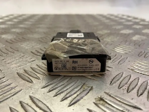 Volvo XC90 2018 Dodehoekmodule OEM 31665693 image 4