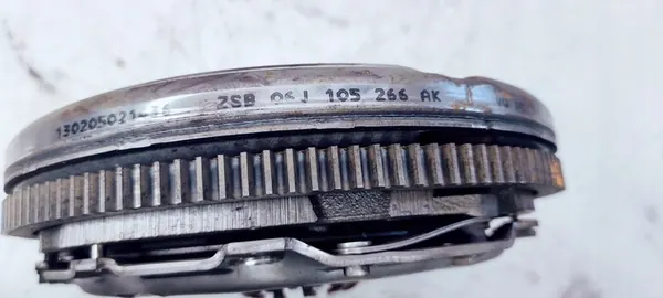 Audi OE 06J105266AK Volante de Dupla Massa image 8