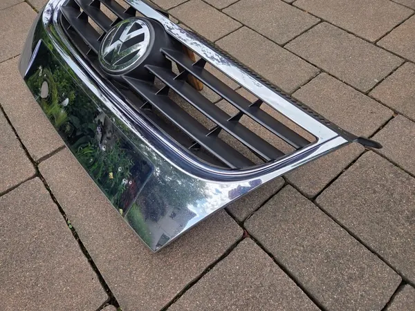 VW Touran I Lift Front Grille Chrome 1T0853651D image 8