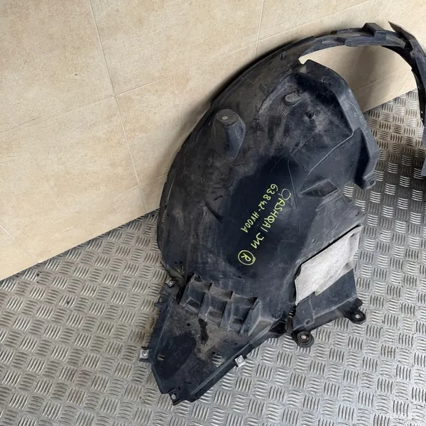 Front Right Wheel Arch Nissan Qashqai II J11 Lift OE 63842 HV00A image 2