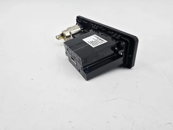 Jaguar XF 2014 Conector USB image 3