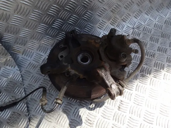 RENAULT CLIO IV 2016 1.5 DCI Mozzo anteriore destro OEM image 2