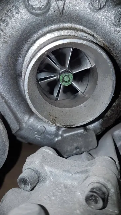 Mercedes Turbo OEM A6510901186 för W205 Diesel image 3