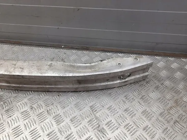 Etupuskuri Audi A8 D3 4F0807111A image 8