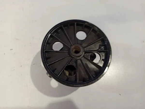 Bomba de direção assistida Volvo S40, V40 2002 image 4