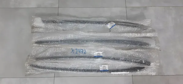 FORD FOCUS MK3 Framschevslist 2002777 2002778 1796560 image 2