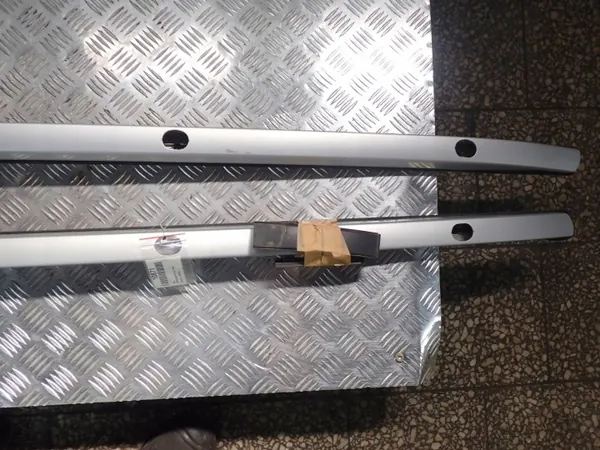 KIA Sportage dakdragers OEM BTU2765 - Compleet set image 3