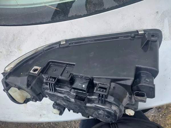 Faros Derecho Audi A3 8L 00-03 OEM Hella image 9