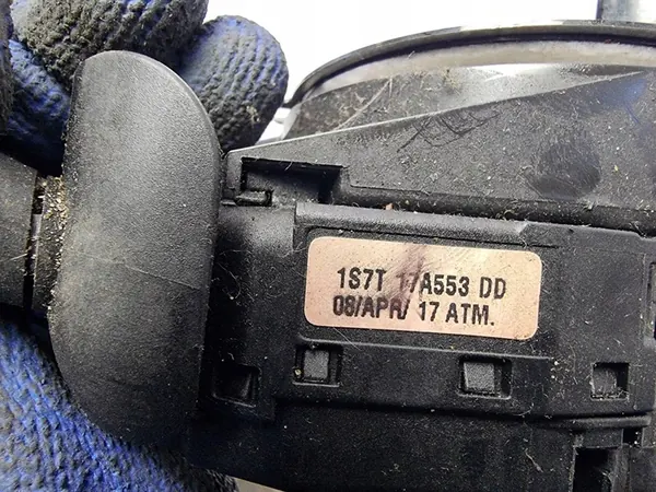 Gecombineerde schakelaar 6S6T13335AA Ford Fiesta MK6 image 7