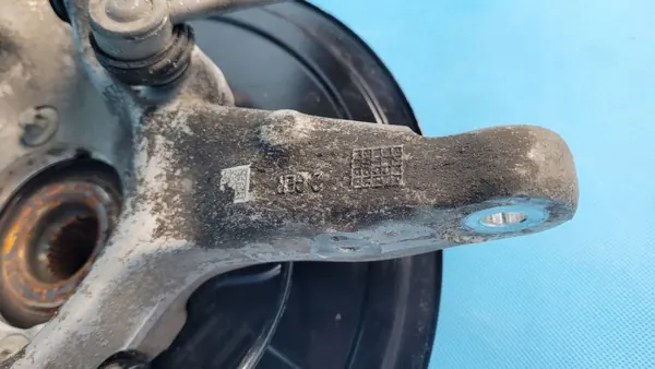 Mercedes EQE W295 linke Hinterachsschenkel OEM A2973560100 image 8