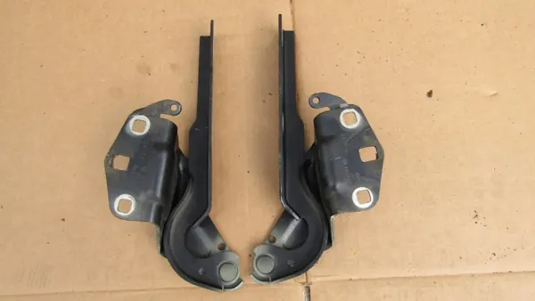 Charnières de capot LC9X pour VW Passat CC Lift - Occasion image 2