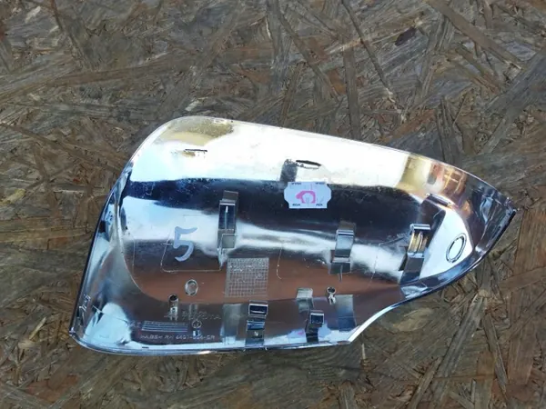 Toyota OE 6401-004-CR Höger spegelskydd - Begagnad image 3