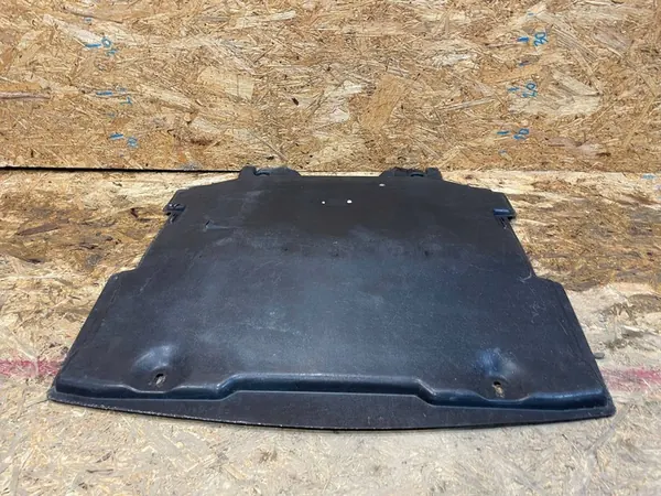 Motorunderlägg Mercedes C-Klass W202 93-01 image 2