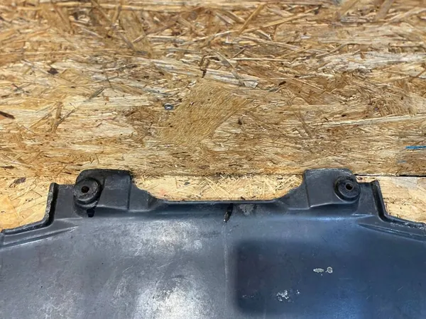 Motorunderlägg Mercedes C-Klass W202 93-01 image 8