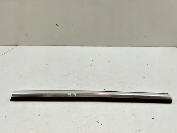Jaguar XK/XKR Junta Ventana Trasera OEM MAM83312 image 6