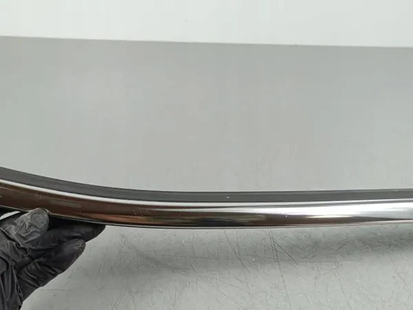 MG ZS Achterruitlijst OEM FOB53685 - Gebruikt image 3