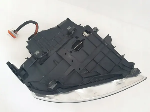 VW Touareg I Refletor Xenon Esquerdo image 8