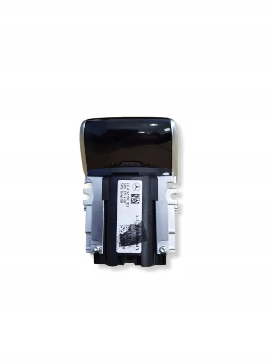 Mercedes-Benz C W205 multimediasysteem OEM A1669003321 image 4