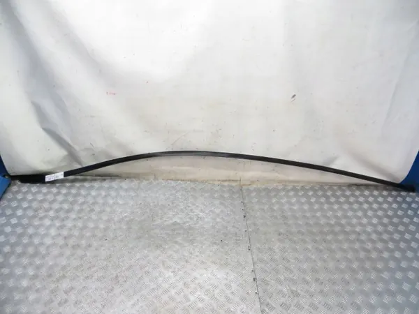 Mercedes CLA X117 Dachreling links OEM 116/157 image 2