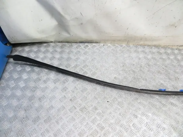 Mercedes CLA X117 Dachreling links OEM 116/157 image 4