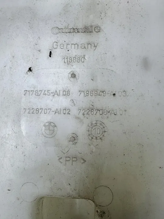 BMW 7 F01 F02 4.4 V8 Pesuainesäiliöpumppu 7178745 image 3