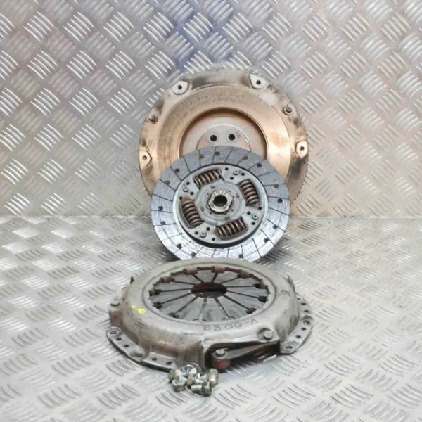 KIA Ceed 2013 Conjunto de Embreagem OEM 4130026010 image 4