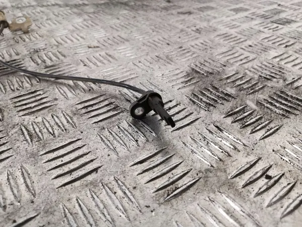 Subaru ABS-pyöränopeusanturi OEM FBZ8956 image 3
