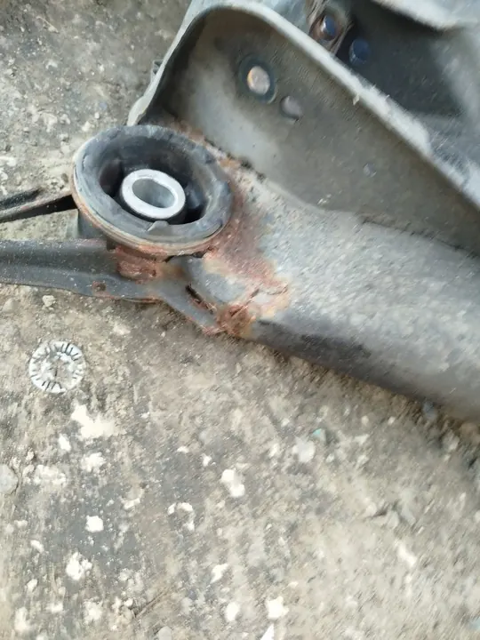 Supporto motore Audi A6 C5, Passat B5, A4 B5 image 6