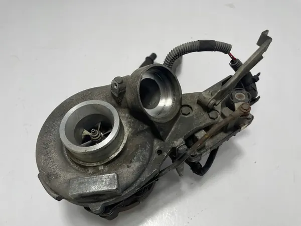 Turbocompresor Mercedes A6460960499 image 4