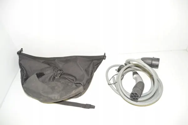 Cable de carga batería BMW OEM 089119202 - Usado image 2