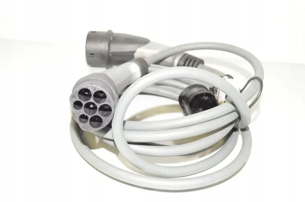 Cable de carga batería BMW OEM 089119202 - Usado image 3