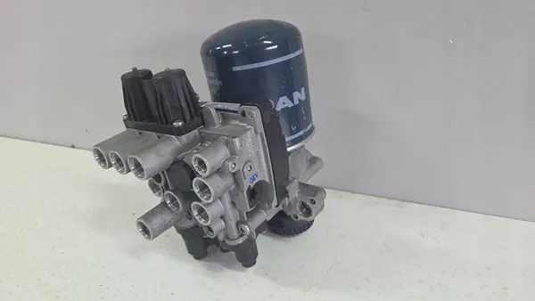 Vanne de dessiccateur d'air MAN TGX TGS TG3 81.52108-6038 image 1