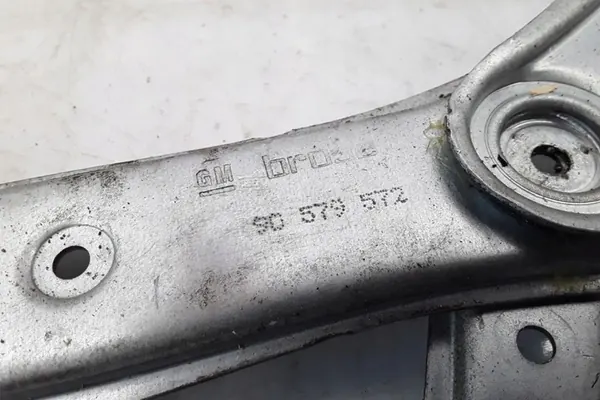 Regulador de janela dianteira direita OPEL ZAFIRA A 90579356 image 4