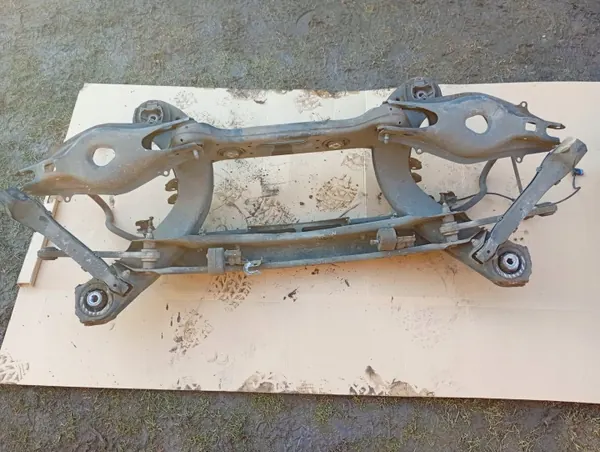 Mercedes W212 Hinterer Querlenker OEM SANKI TYŁ WÓZEK image 2