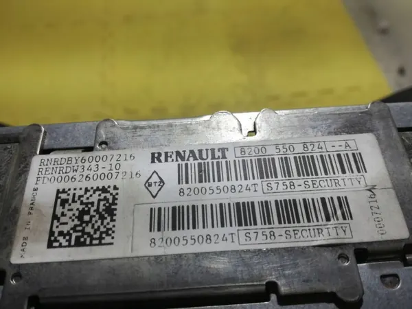 Rádio Renault Scenic II OEM 8200550824 - Usado image 5