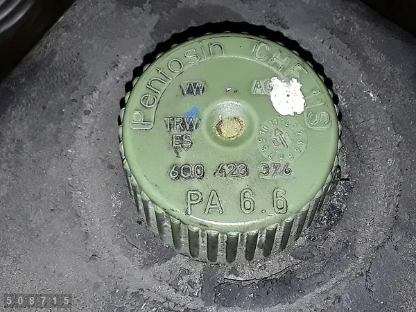 Bomba de direção assistida Skoda Fabia II 1.9 TDI image 6