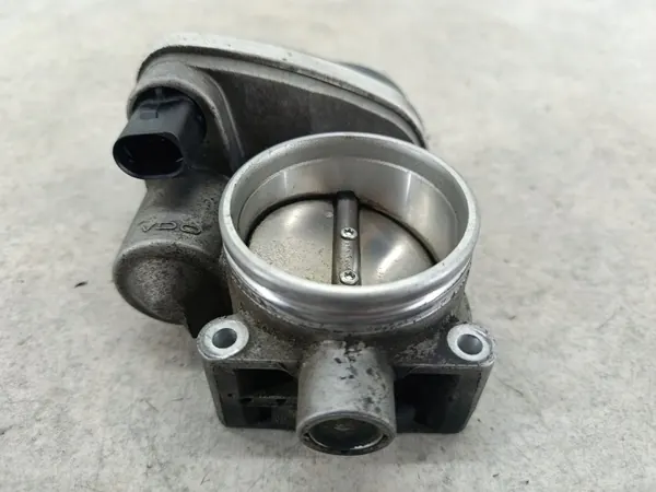 Gasklep OEM 1439580 voor BMW 3-serie E91 2.0 image 2