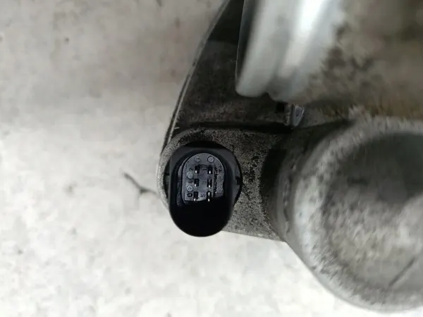 Gasklep OEM 1439580 voor BMW 3-serie E91 2.0 image 6