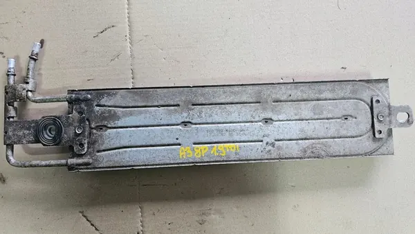 AUDI A3 8P RADIATEUR DE CARBURANT 1K0203491D image 2