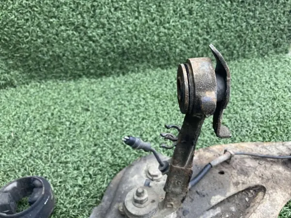 Etujarrupalat OEM 93858866 Nissan Primastarille image 5