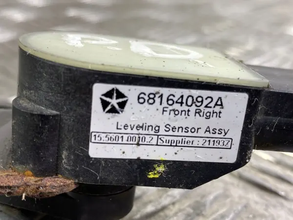 Capteur suspension air Jeep OEM 68164092A avant image 4