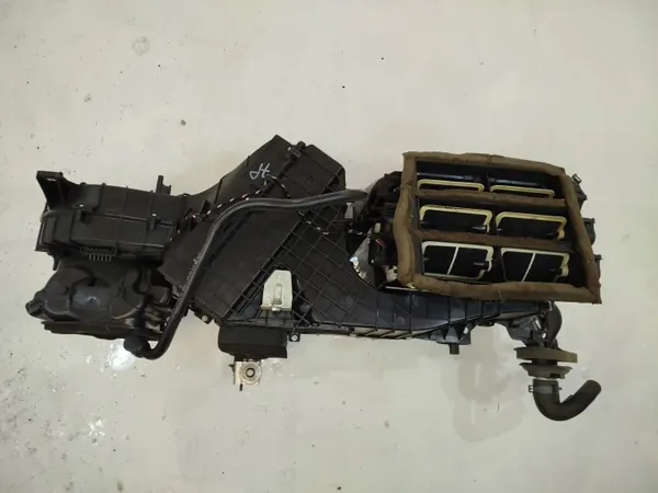 Calefactor OEM 7P1820005C para VW Touareg 7P image 4