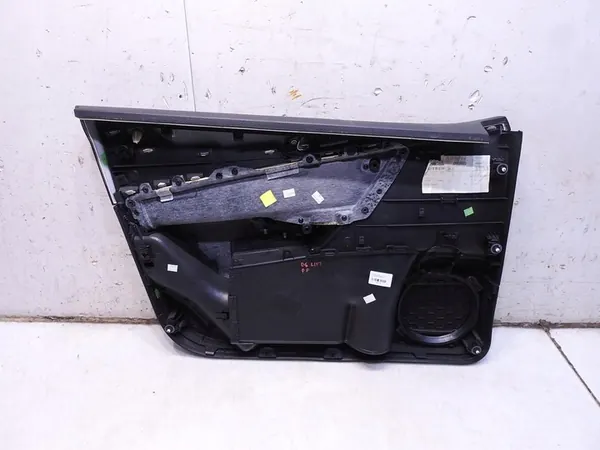 Vordertürverkleidung rechts VW Passat B6 image 3